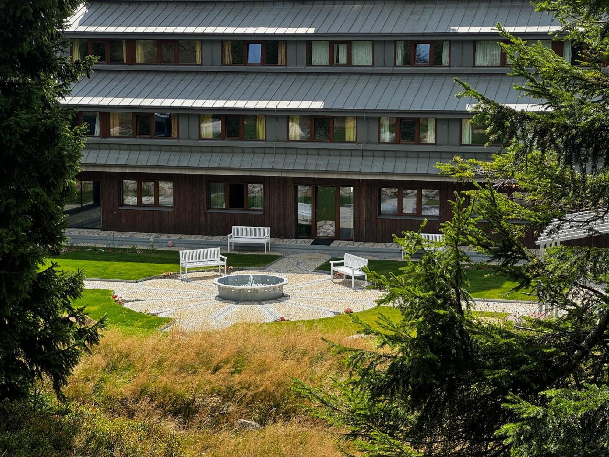 Erlebachova Bouda, Hotel - Resort Svaty Frantisek Špindlerŭv Mlýn Eksteriør billede