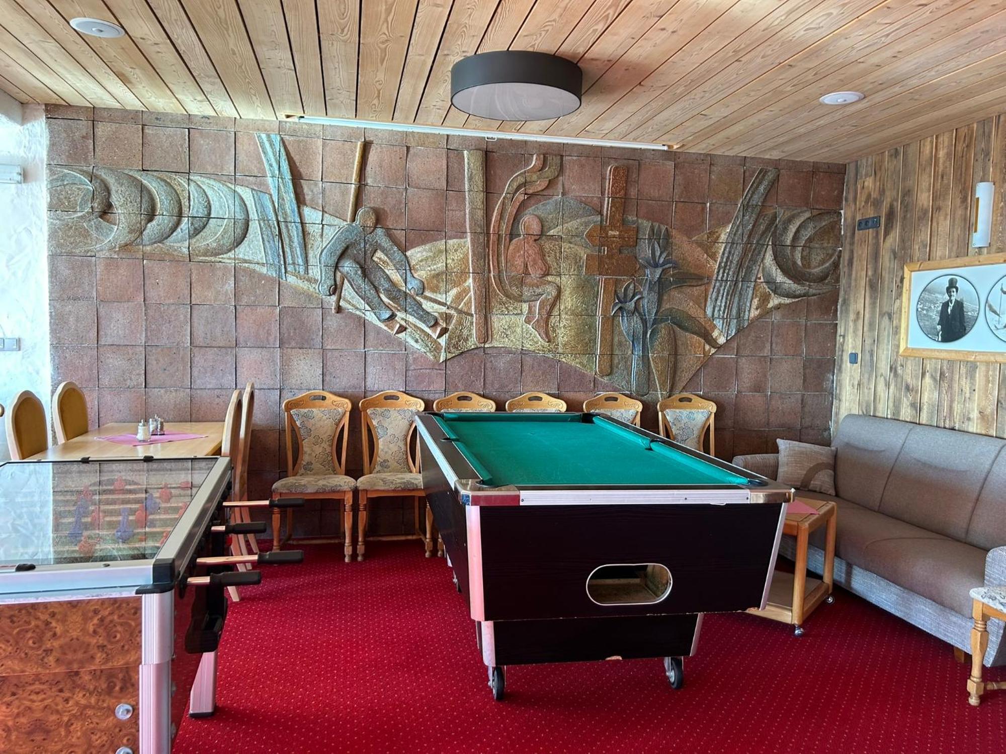 Erlebachova Bouda, Hotel - Resort Svaty Frantisek Špindlerŭv Mlýn Eksteriør billede